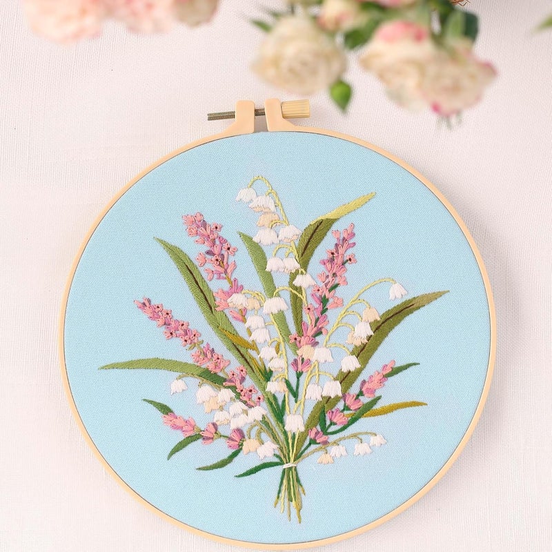 REEWISLY 4pc of Embroidery Kits with Patterns and Instructions, DIY Adult Beginner Cross Stitch Kits, Including 2 Plastic Embroidery Rings, 1 Pair of Scissors, Colored Threads and Needles - Image 5